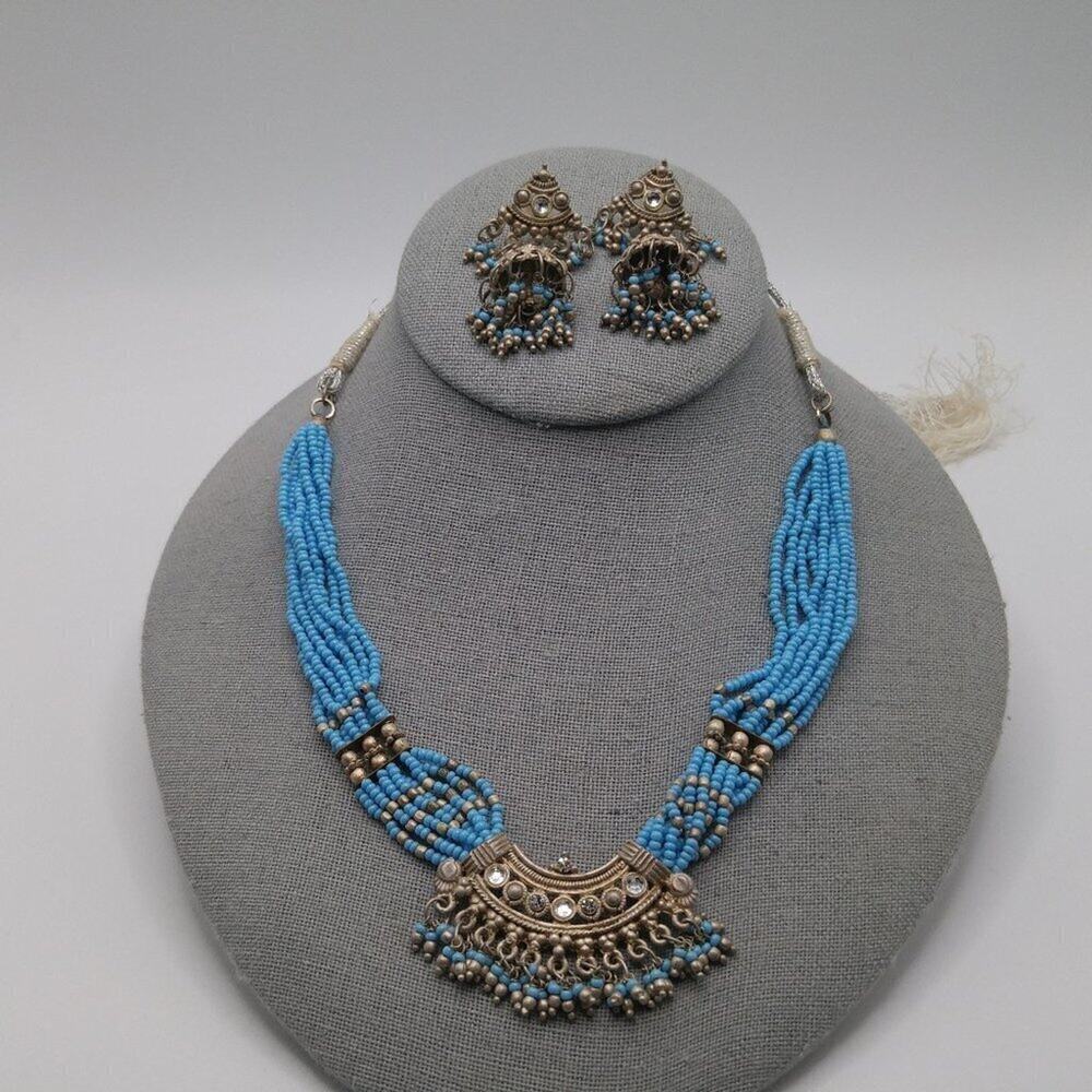 Turquoise Seed Bead Rhinestone Pendant 26" Necklace, Dangle Post Earrings 1 3/4"